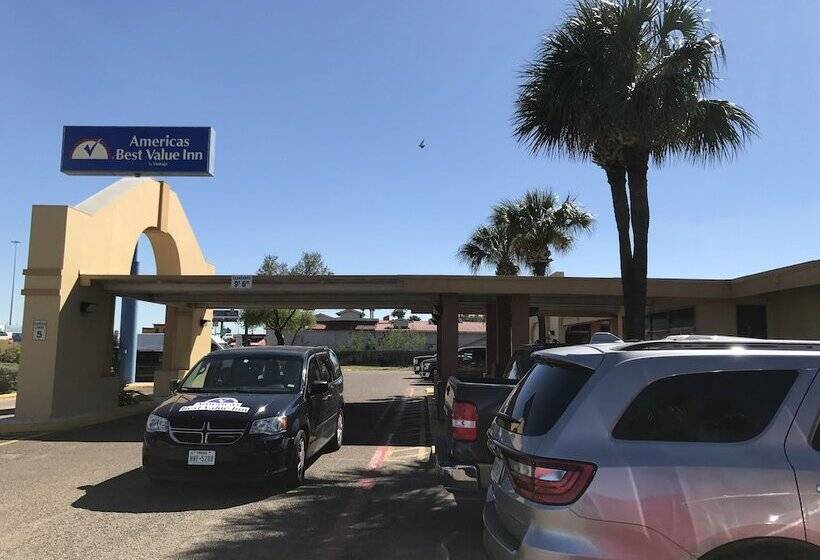 هتل Americas Best Value Inn Laredo