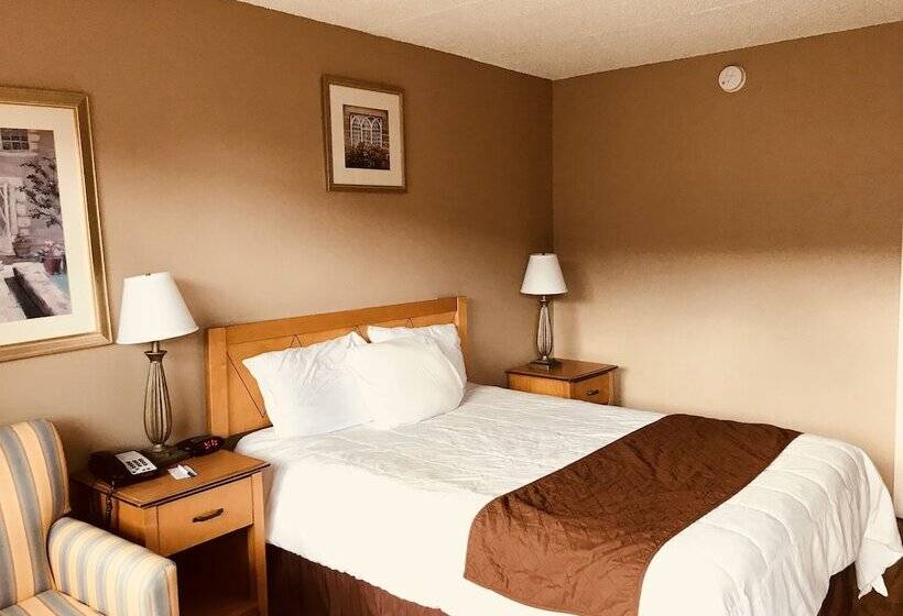 هتل Americas Best Value Inn Laredo