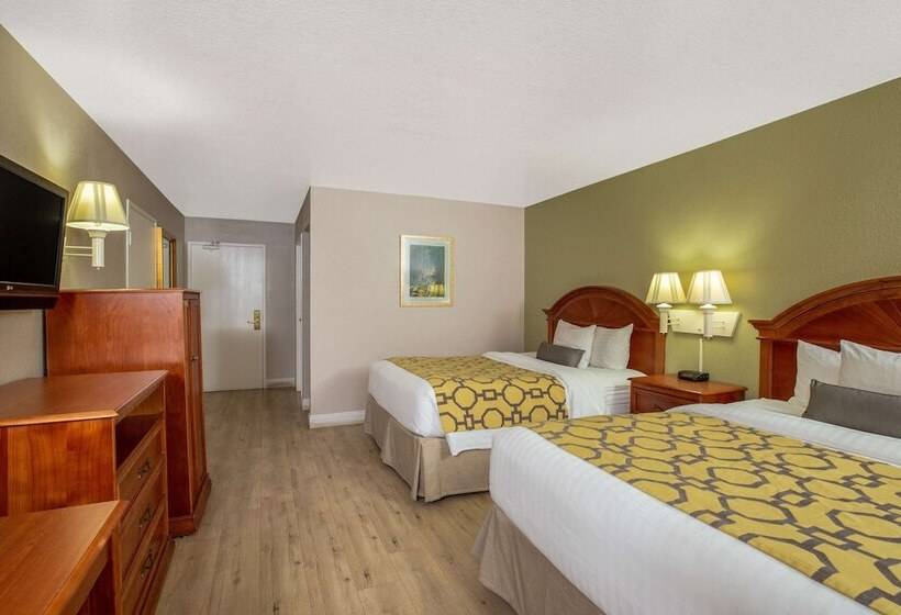 호텔 Baymont By Wyndham Tehachapi