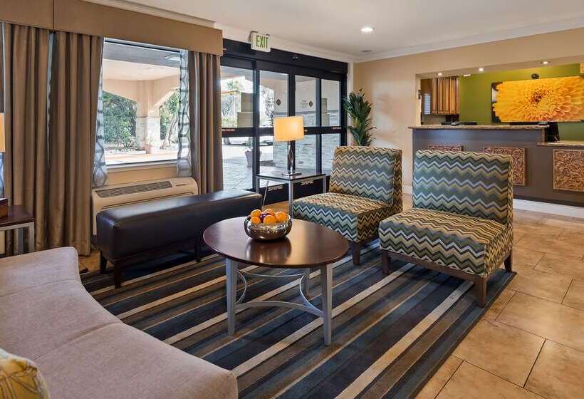 בית מלון כפרי Best Western Plus Pleasanton Inn