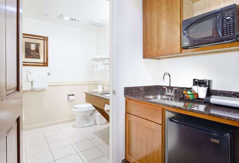 هتل Sonoma Valley Inn, Tapestry Collection By Hilton