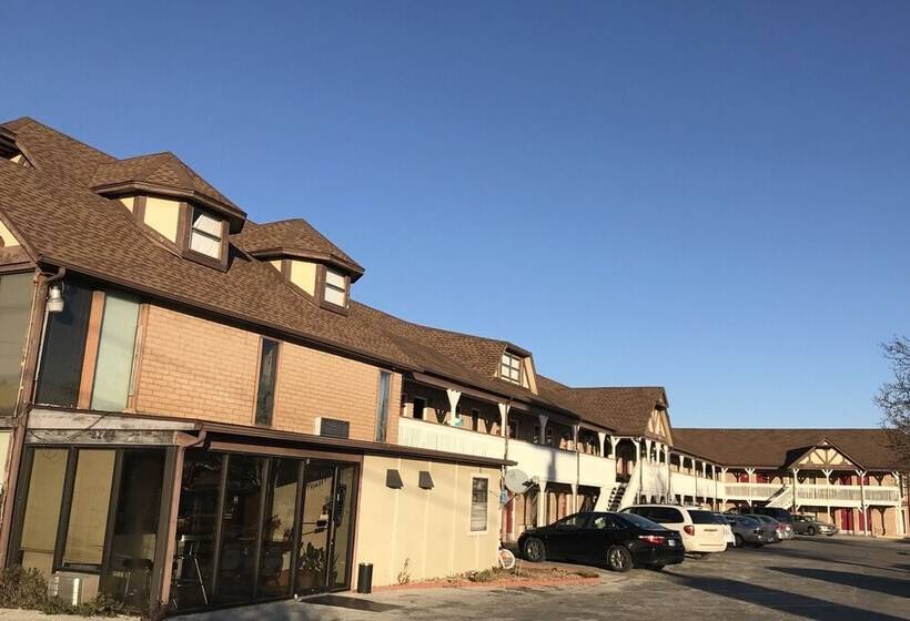 酒店 Carthage Inn