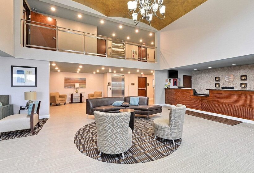 هتل Comfort Inn & Suites Springfield I55