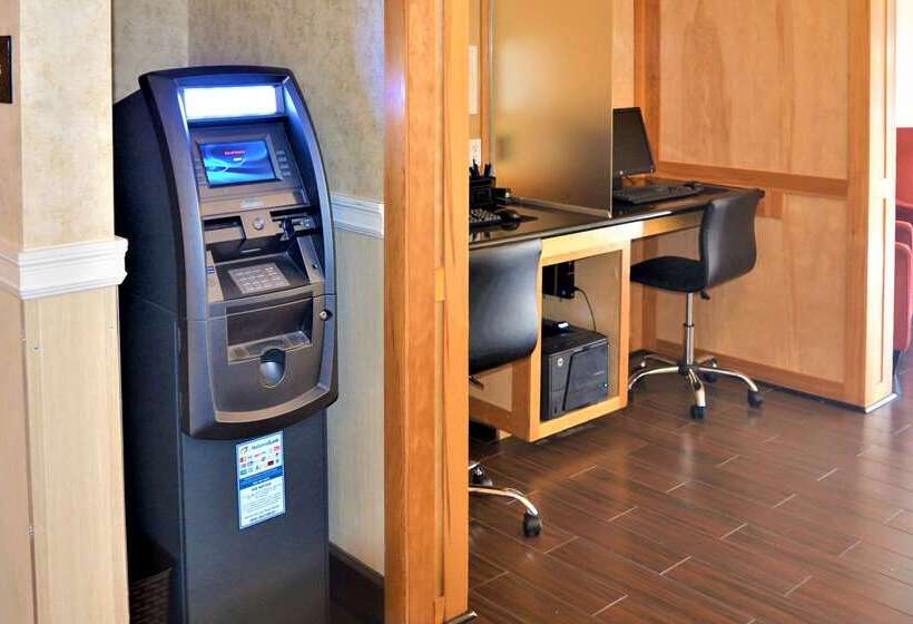 هتل Comfort Inn & Suites Vancouver Downtown City Center