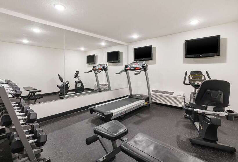 هتل Comfort Inn & Suites Vancouver Downtown City Center