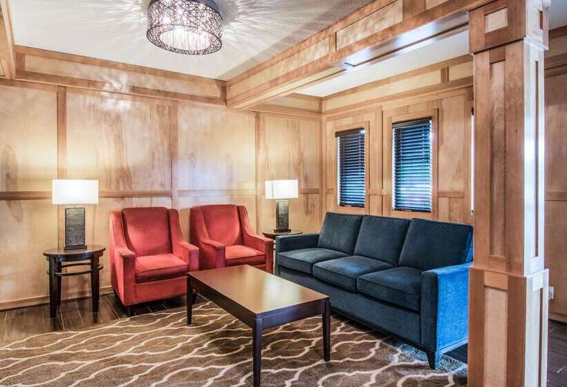 هتل Comfort Inn & Suites Vancouver Downtown City Center