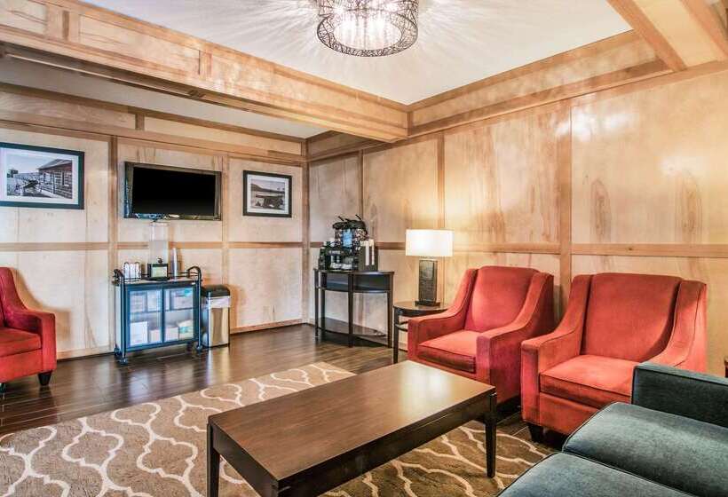 هتل Comfort Inn & Suites Vancouver Downtown City Center