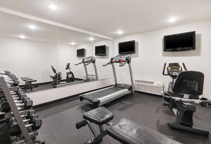 هتل Comfort Inn & Suites Vancouver Downtown City Center