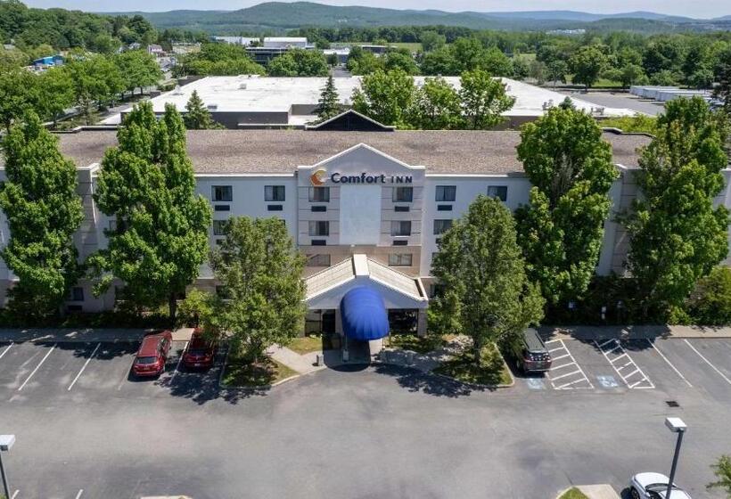 فندق Comfort Inn