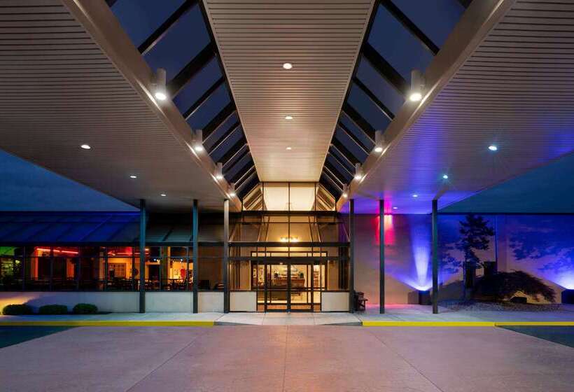 Hotel Days  By Wyndham Allentown Airport / Lehigh Valley