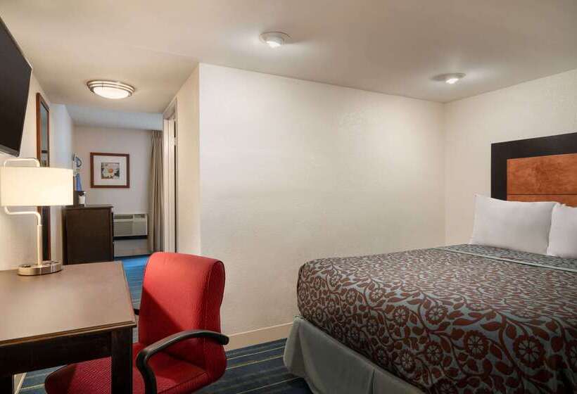 Hotel Days  By Wyndham Allentown Airport / Lehigh Valley