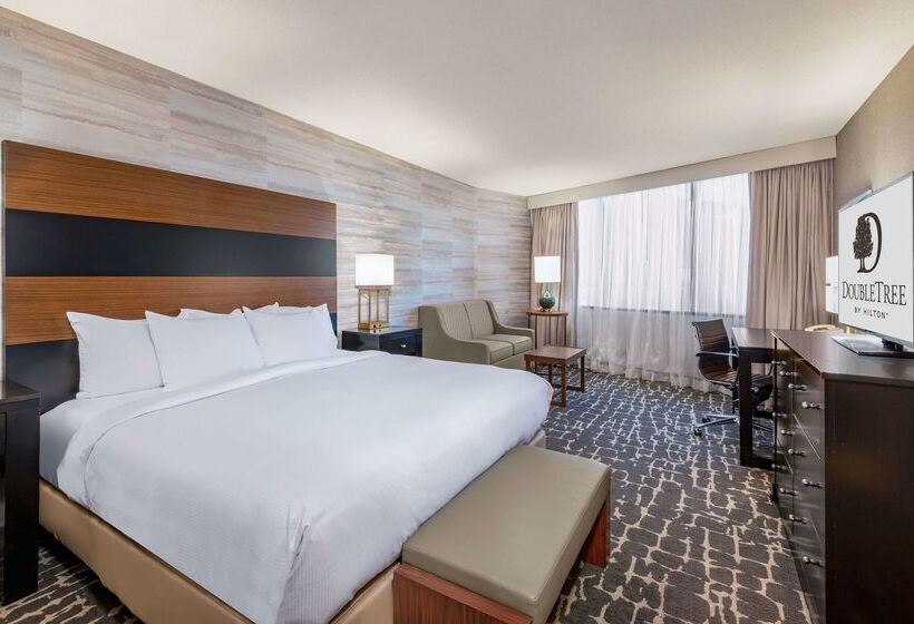 هتل Doubletree By Hilton Denver Aurora