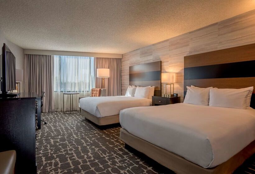 هتل Doubletree By Hilton Denver Aurora