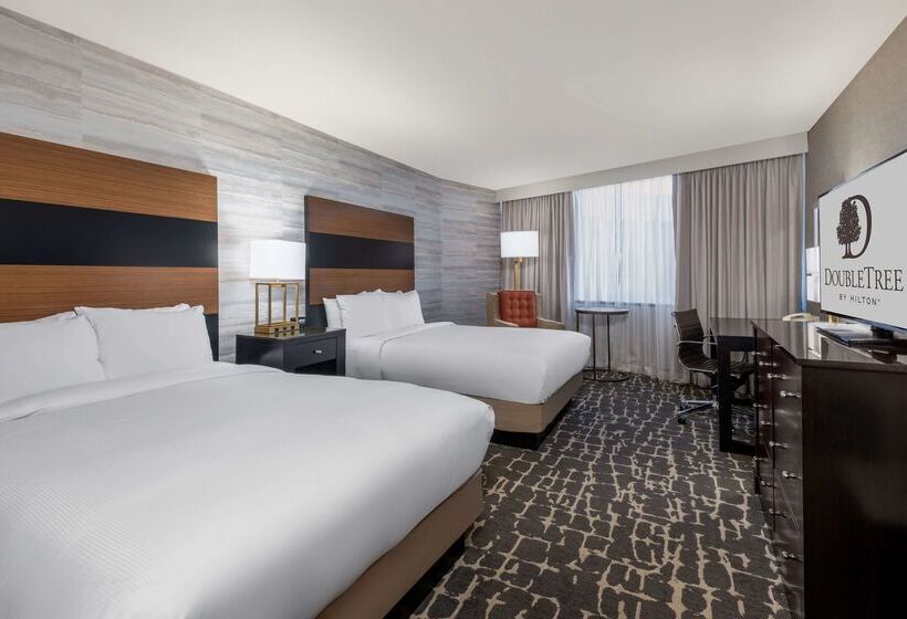 هتل Doubletree By Hilton Denver Aurora