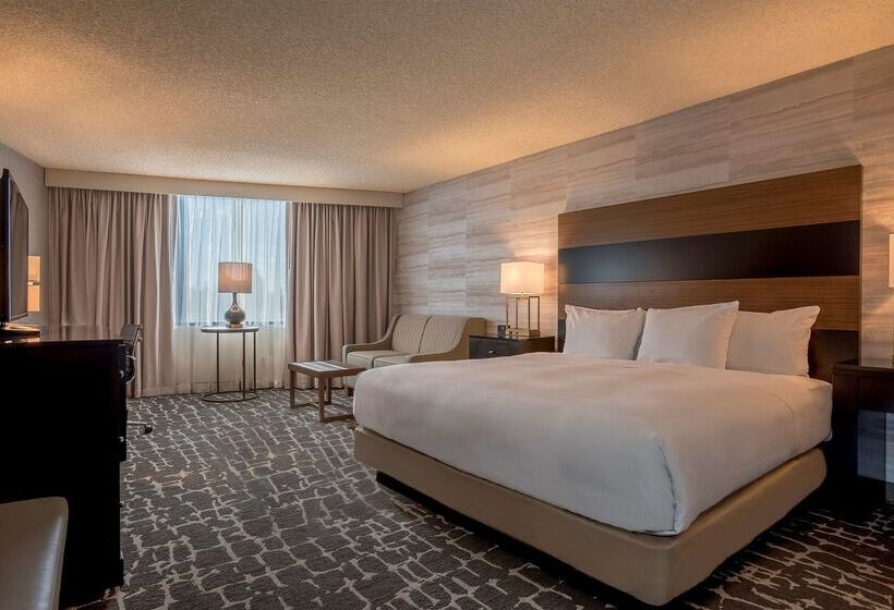 هتل Doubletree By Hilton Denver Aurora