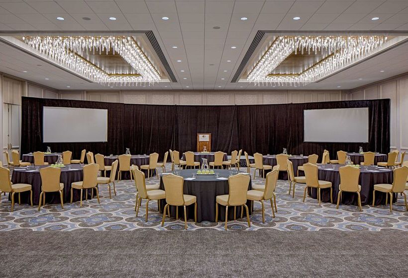 Doubletree By Hilton Hotel Houston   Greenway Plaza
