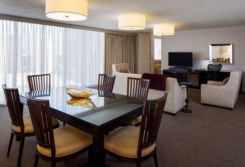 Doubletree By Hilton Hotel Houston   Greenway Plaza