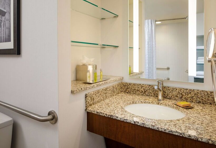 ホテル Doubletree By Hilton  Pittsburghcranberry