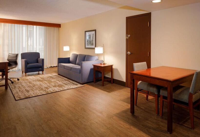 Hotel Doubletree By Hilton  Pittsburghcranberry