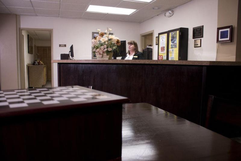 בית מלון כפרי Fairbridge Inn & Suites   Lewiston