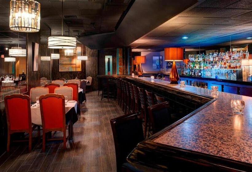 בית מלון כפרי Four Points By Sheraton Detroit Novi