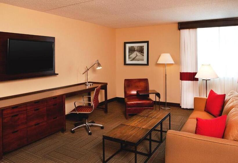 בית מלון כפרי Four Points By Sheraton Saginaw