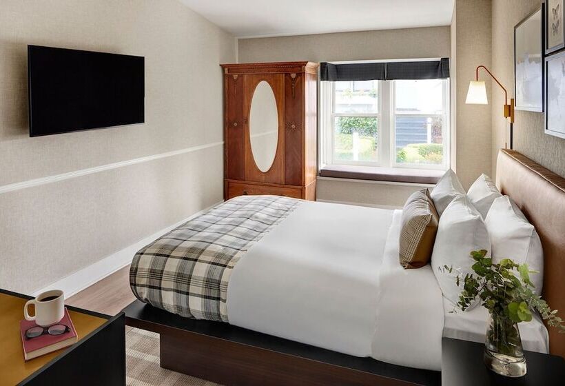 هتل Gosby House Inn, A Four Sisters Inn