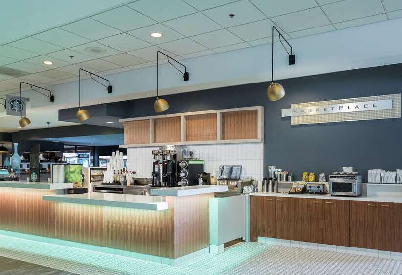 هتل Hilton Atlanta
