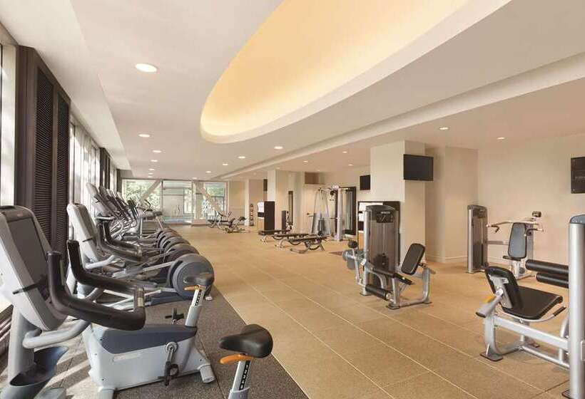 Hotel Hilton Boston Logan Airport