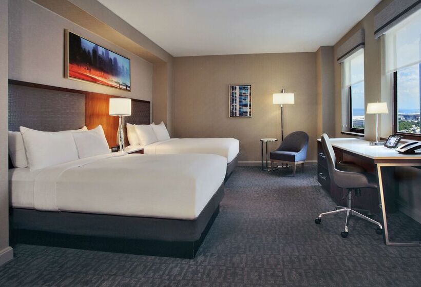 هتل Hilton Chicago