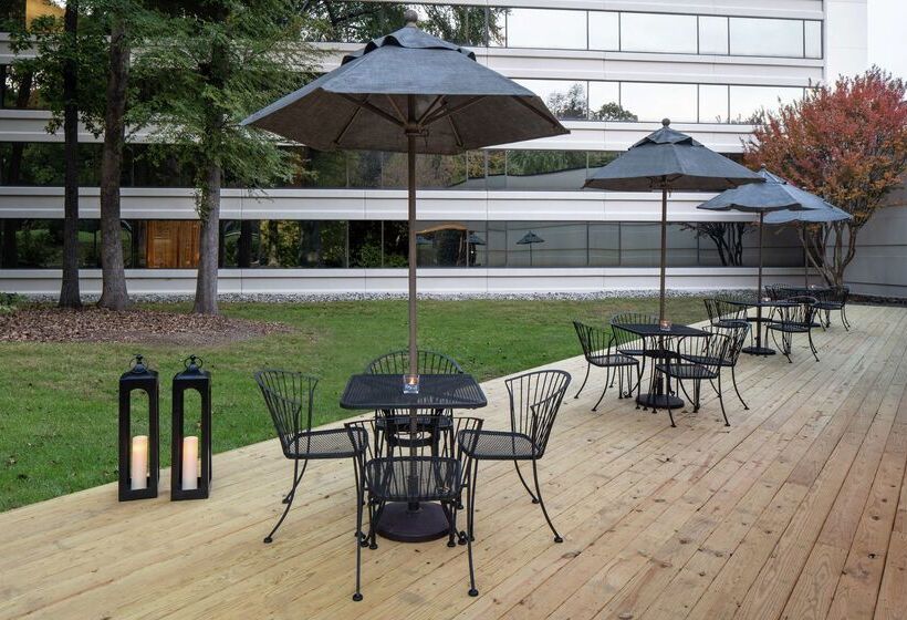 هتل Hilton Durham Near Duke University