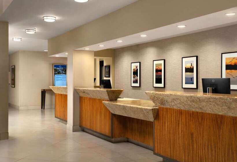 هتل Hilton Stockton