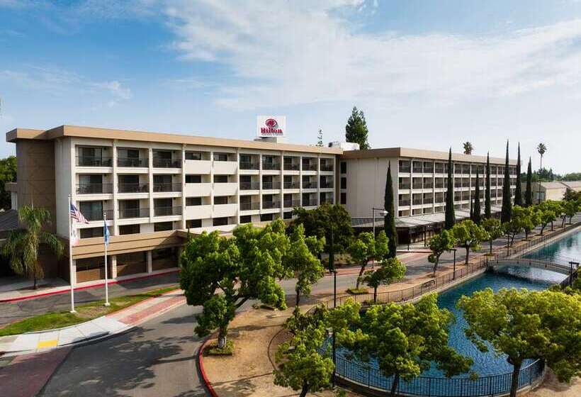 هتل Hilton Stockton