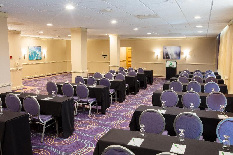 ホテル Wyndham Rochester Downtown