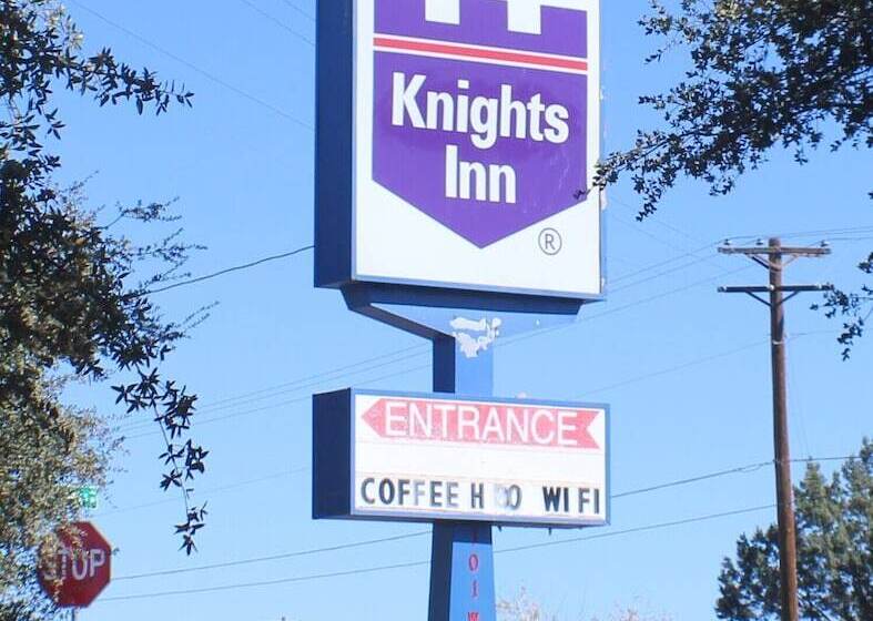هتل Knights Inn Payson