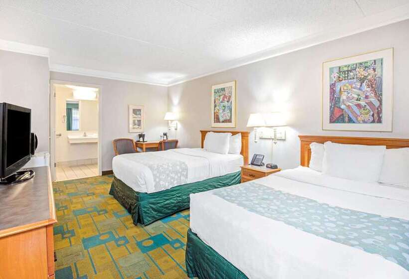 هتل La Quinta Inn By Wyndham El Paso Cielo Vista