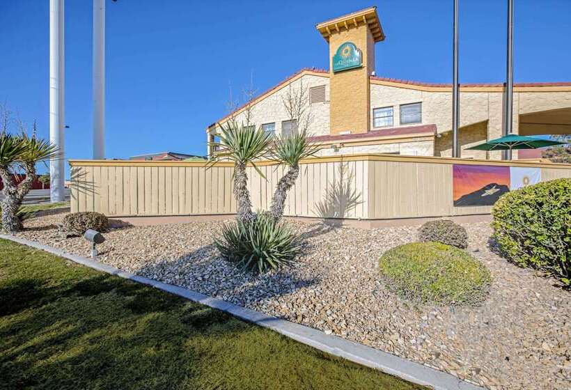هتل La Quinta Inn By Wyndham El Paso Cielo Vista