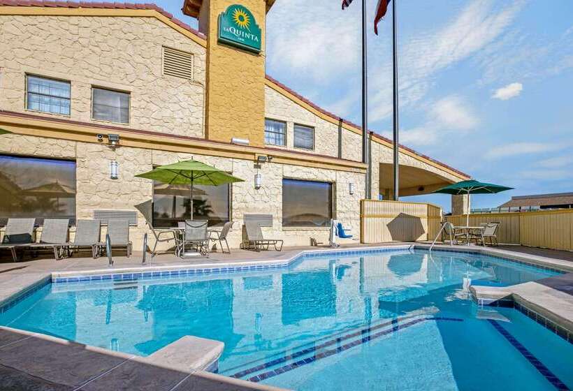 هتل La Quinta Inn By Wyndham El Paso Cielo Vista