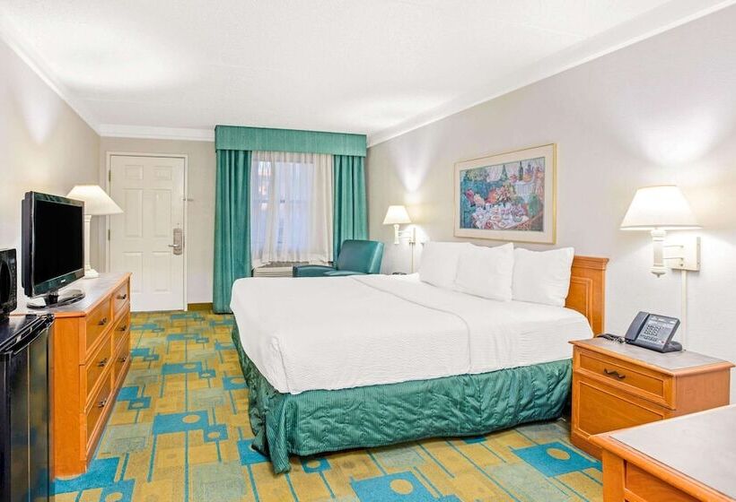 هتل La Quinta Inn By Wyndham El Paso Cielo Vista