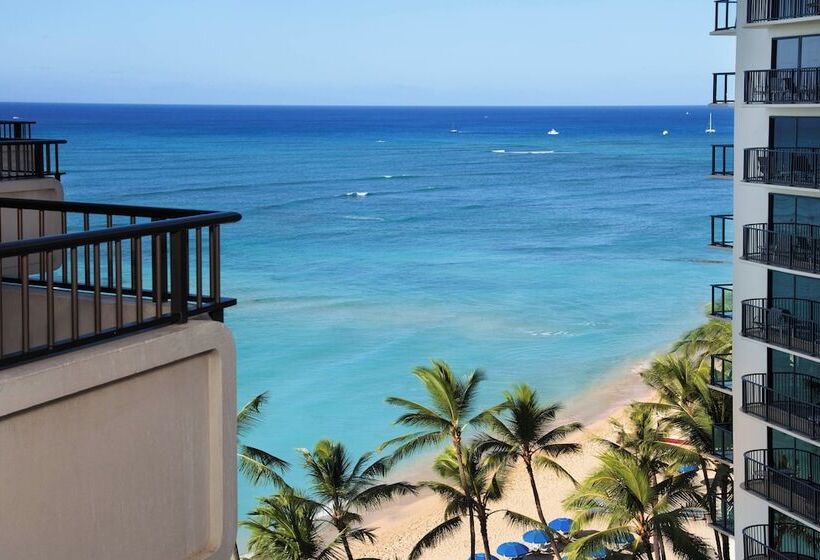 هتل Moana Surfrider, A Westin Resort & Spa, Waikiki Beach