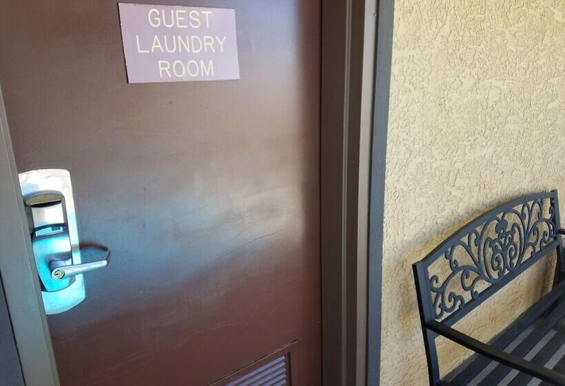 هتل Rodeway Inn Near Ft Huachuca