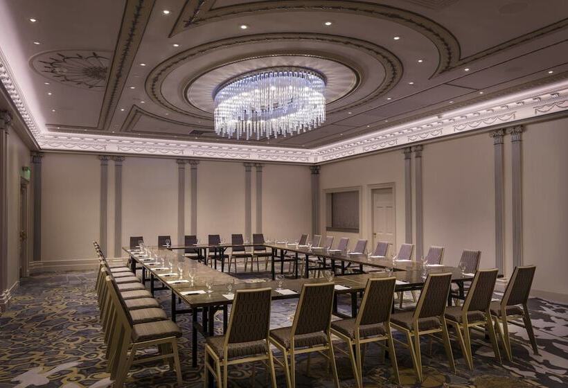 هتل Sheraton Commander