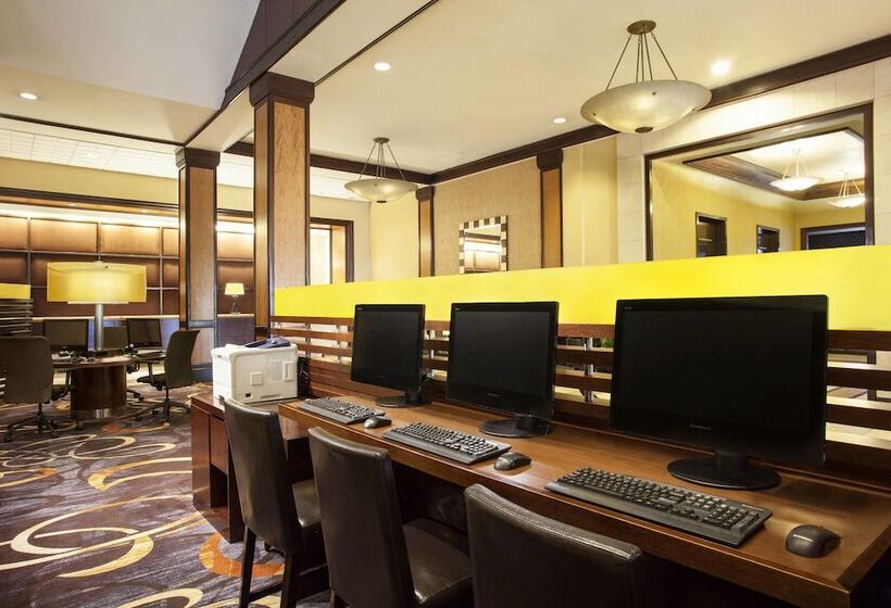 هتل Sheraton Inner Harbor