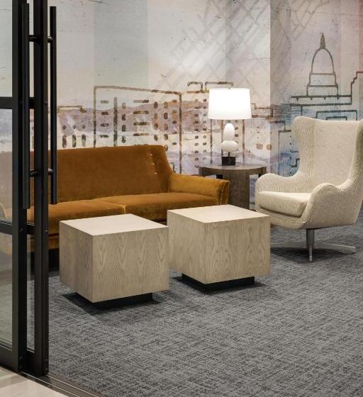هتل Sheraton Madison