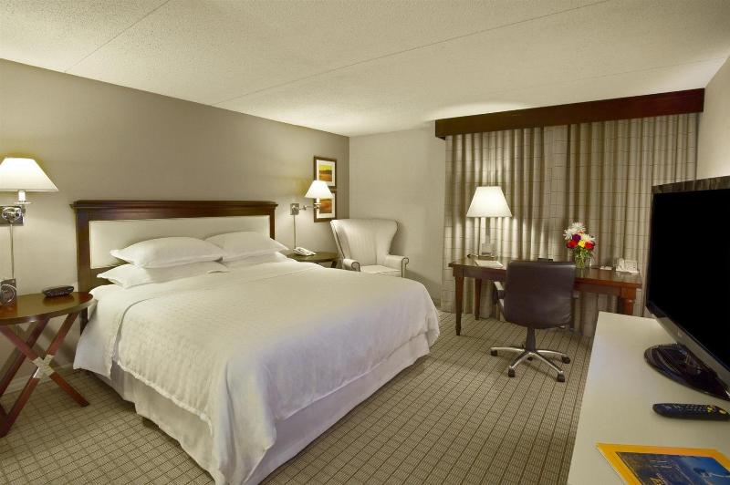 هتل Sheraton Portland Airport