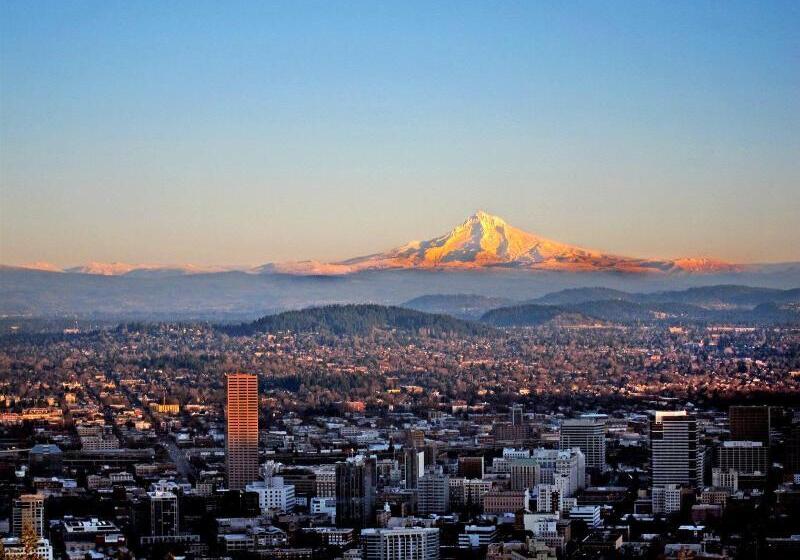 هتل Sheraton Portland Airport