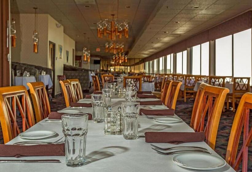 فندق Shilo Inns Newport Oceanfront