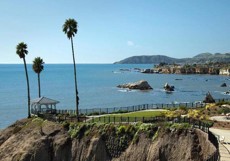 هتل Shore Cliff