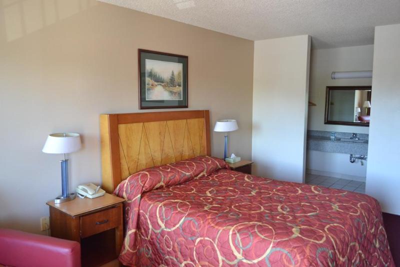 هتل Skyway Inn  Seatac
