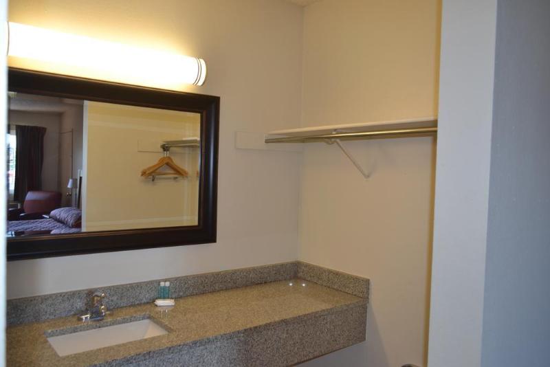 هتل Skyway Inn  Seatac